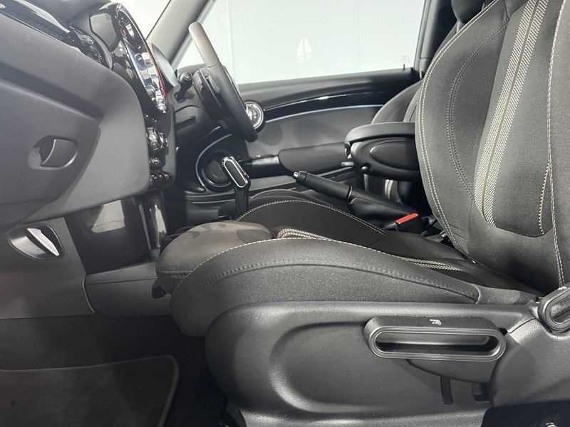 2023 (23) MINI COOPER 2.0 S Sport 3dr Auto 4669064