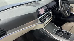 2021 (71) BMW 3 SERIES 320d xDrive MHT M Sport 4dr Step Auto 4663531