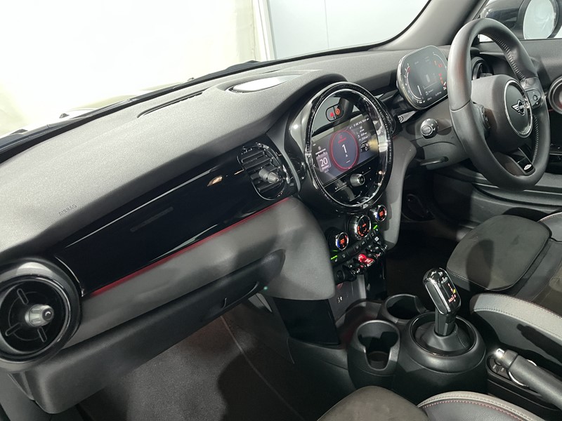 2023 (73) MINI HATCHBACK 2.0 Cooper S Sport Premium Plus 5dr Auto 4684004