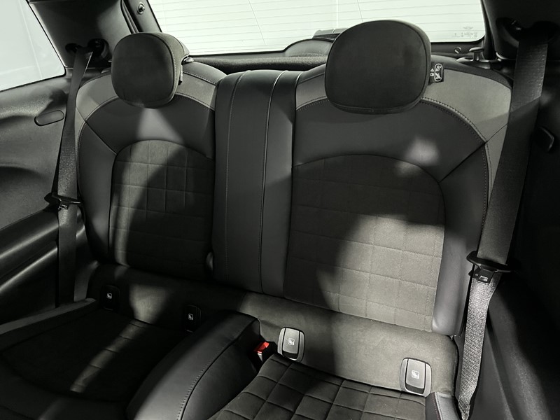 2023 (73) MINI HATCHBACK 2.0 Cooper S Sport Premium Plus 5dr Auto 4684009