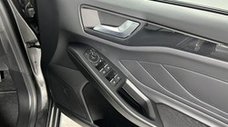 2022 (22) FORD FOCUS 1.0 EcoBoost Hybrid mHEV 155 ST-Line Edition 5dr 4679114