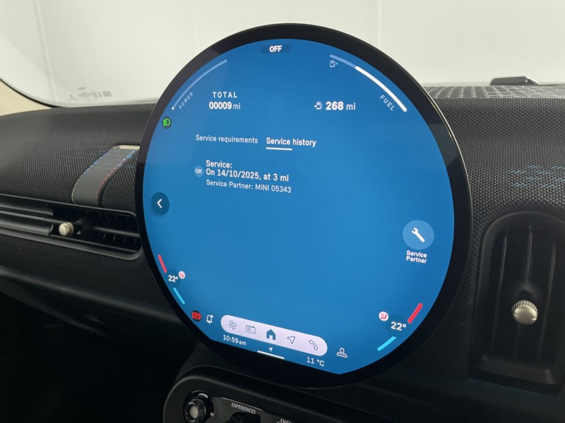 2025 (75) MINI COOPER 1.5 C Classic 3dr Auto 5315487