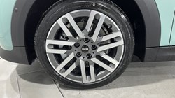 2025 (75) MINI COOPER 1.5 C Classic 3dr Auto 5315472