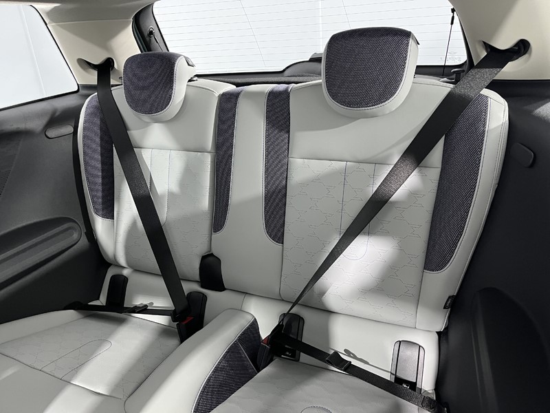 2025 (75) MINI COOPER 1.5 C Classic 3dr Auto 5315470