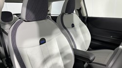 2025 (75) MINI COOPER 1.5 C Classic 3dr Auto 5315469