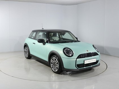 2025 (75) MINI COOPER 1.5 C Classic 3dr Auto