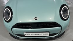 2025 (75) MINI COOPER 1.5 C Classic 3dr Auto 5315493
