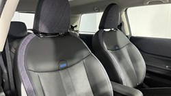 2025 (75) MINI COOPER 1.5 C Classic 3dr Auto 5315282