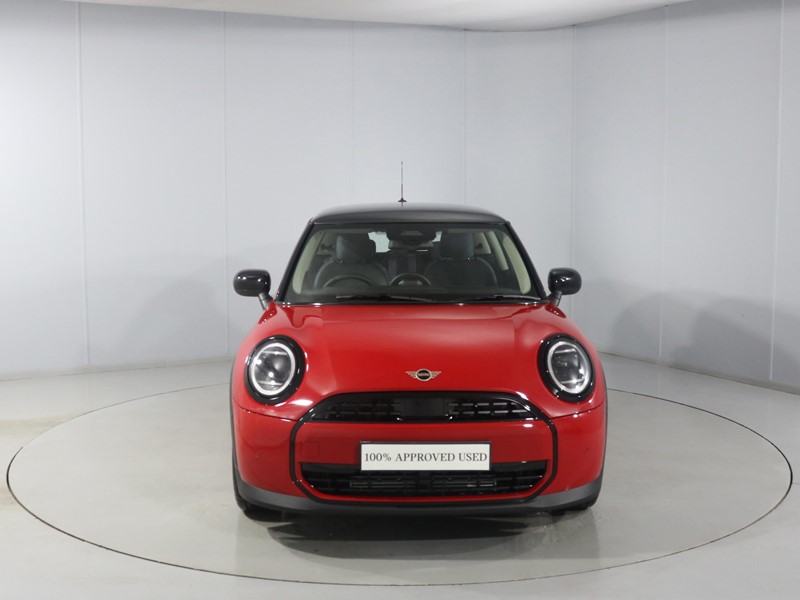 2025 (75) MINI COOPER 1.5 C Classic 3dr Auto 5315287