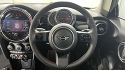 2021 (21) MINI HATCHBACK 1.5 One Classic 3dr 4690113
