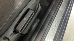 2021 (21) MINI HATCHBACK 1.5 One Classic 3dr 4690125