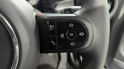 2021 (21) MINI HATCHBACK 1.5 One Classic 3dr 4690130