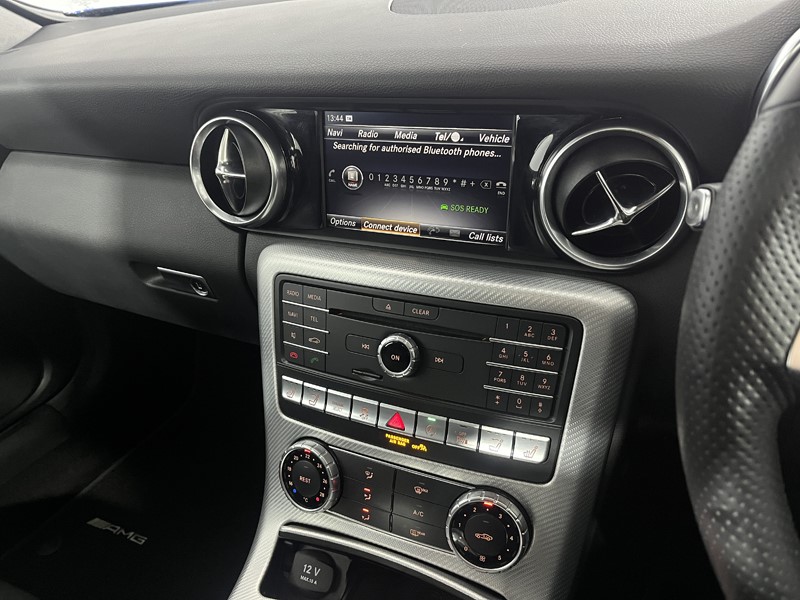 2017 (67) MERCEDES-BENZ SLC 200 AMG Line 2dr 9G-Tronic 4689977