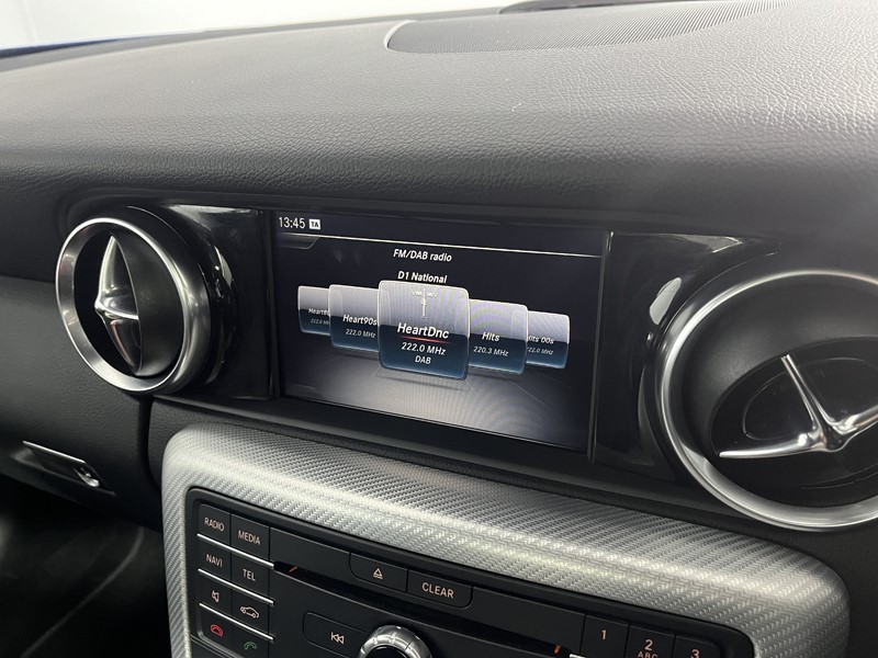 2017 (67) MERCEDES-BENZ SLC 200 AMG Line 2dr 9G-Tronic 4689994