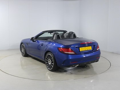 2017 (67) MERCEDES-BENZ SLC 200 AMG Line 2dr 9G-Tronic