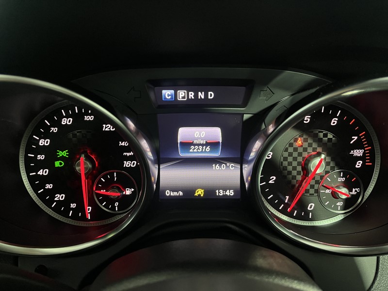 2017 (67) MERCEDES-BENZ SLC 200 AMG Line 2dr 9G-Tronic 4689978