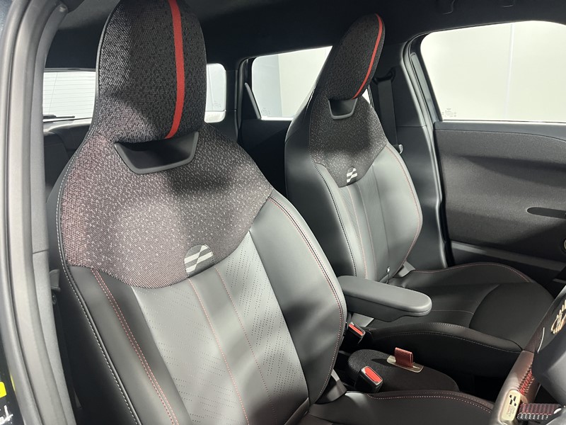 2025 (75) MINI ACEMAN 160kW SE Sport 54kWh 5dr Auto 5316490