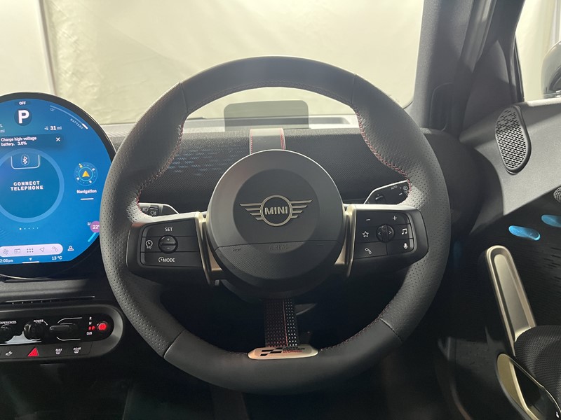 2025 (75) MINI ACEMAN 160kW SE Sport 54kWh 5dr Auto 5316484