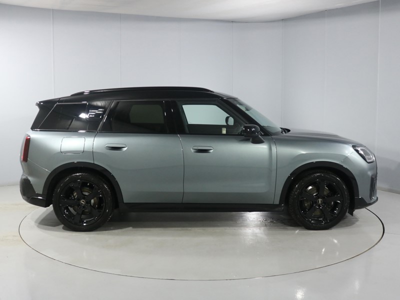 2025 (75) MINI COUNTRYMAN 230kW SE Sport [Level 1] ALL4 66kWh 5dr Auto 5316791