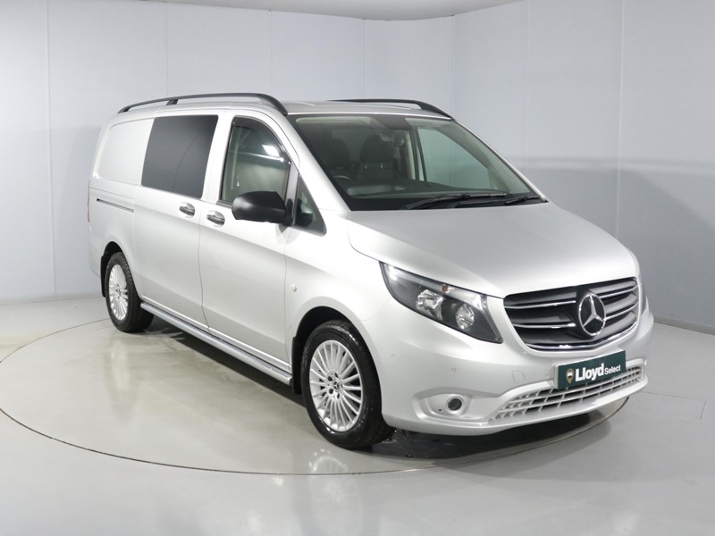 2022 (22) MERCEDES-BENZ COMMERCIAL VITO 116CDI Progressive Crew Van 9G-Tronic