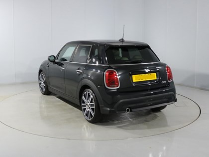 2022 (22) MINI HATCHBACK 1.5 Cooper Exclusive 5dr Auto