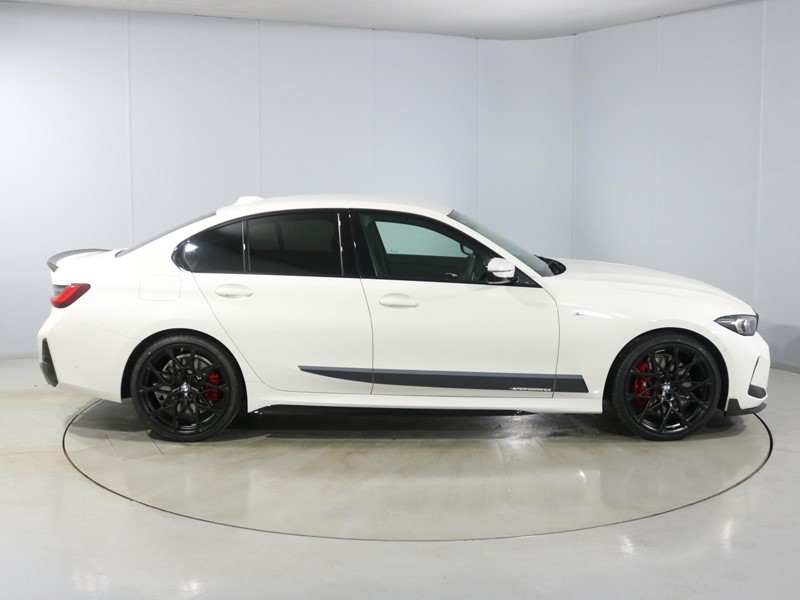 2025 (25) BMW 3 SERIES 320i M Sport 4dr Step Auto 4759436