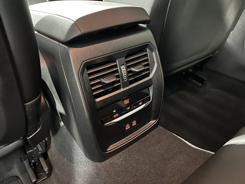 2025 (25) BMW 3 SERIES 320i M Sport 4dr Step Auto 4759473