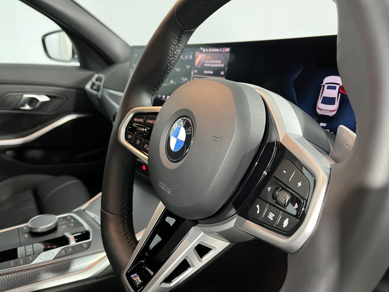 2025 (25) BMW 3 SERIES 320i M Sport 4dr Step Auto 4759455