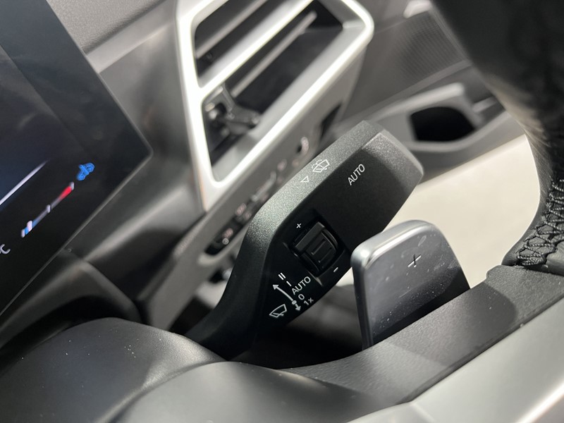 2025 (25) BMW 3 SERIES 320i M Sport 4dr Step Auto 4759458