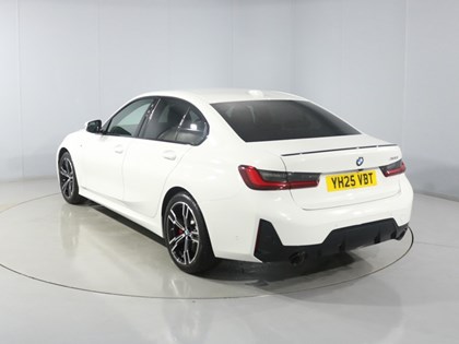 2025 (25) BMW 3 SERIES 320i M Sport 4dr Step Auto