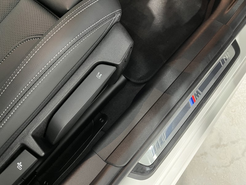 2025 (25) BMW 3 SERIES 320i M Sport 4dr Step Auto 4759452