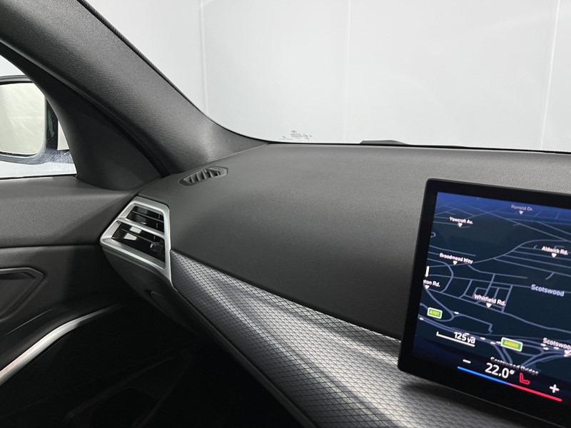 2025 (25) BMW 3 SERIES 320i M Sport 4dr Step Auto 4759459