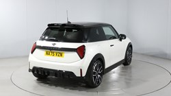 2025 (75) MINI COOPER 1.5 C Sport 3dr Auto 5315369