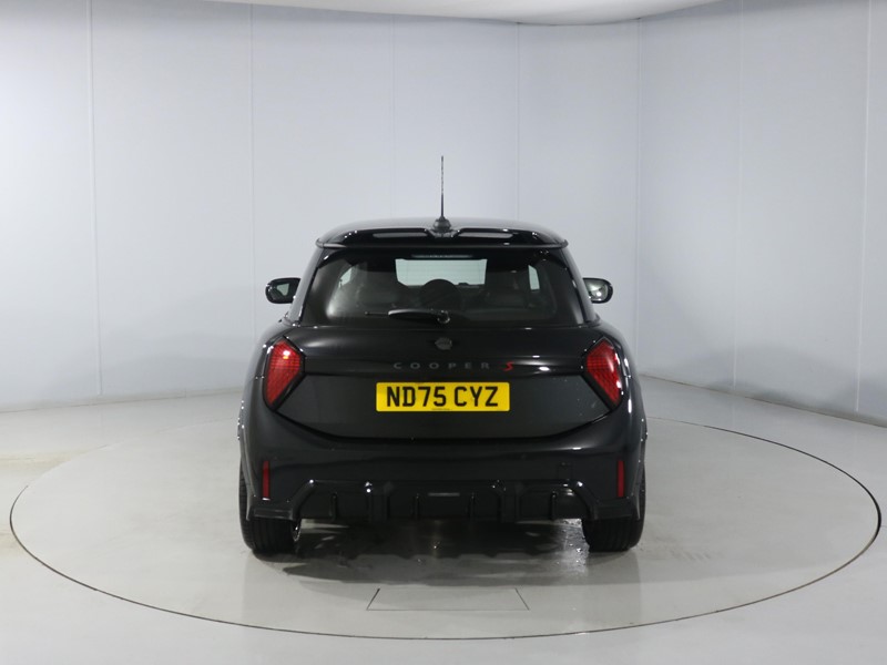 2025 (75) MINI COOPER 2.0 S Sport 3dr Auto 5315695