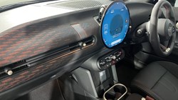 2025 (75) MINI COOPER 2.0 S Sport 3dr Auto 5315687