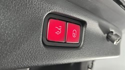 2023 (72) MERCEDES-BENZ C CLASS C300d AMG Line Premium Plus 4dr 9G-Tronic 4728879