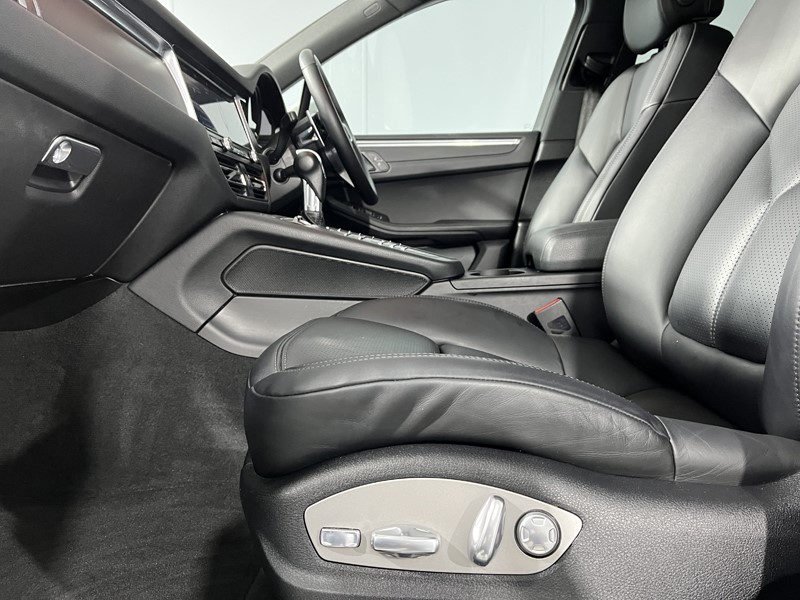 2020 (20) PORSCHE MACAN 5dr PDK 4712567