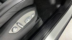 2020 (20) PORSCHE MACAN 5dr PDK 4712553
