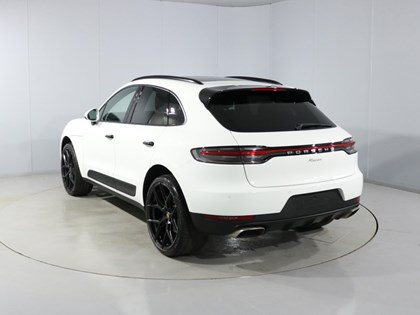 2020 (20) PORSCHE MACAN 5dr PDK