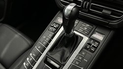 2020 (20) PORSCHE MACAN 5dr PDK 4712543
