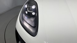 2020 (20) PORSCHE MACAN 5dr PDK 4712573