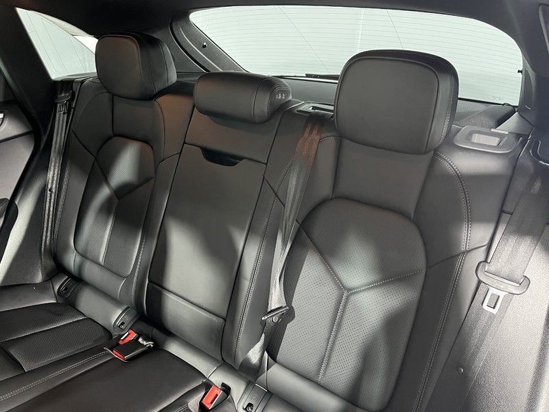 2020 (20) PORSCHE MACAN 5dr PDK 4712545