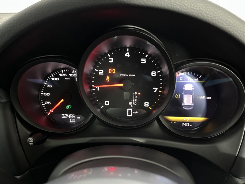 2020 (20) PORSCHE MACAN 5dr PDK 4712542