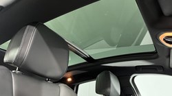 2020 (20) PORSCHE MACAN 5dr PDK 4712550