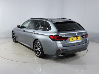 2021 (71) BMW 5 SERIES 520d xDrive MHT M Sport 5dr Step Auto