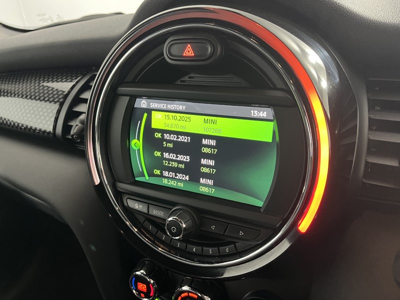 2021 (21) MINI HATCHBACK 2.0 Cooper S Sport II 5dr Auto 4761952