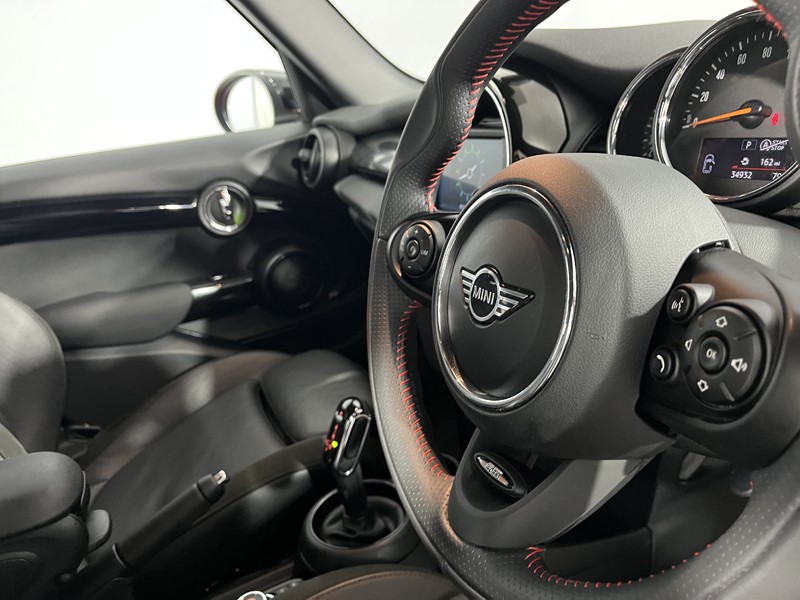 2021 (21) MINI HATCHBACK 2.0 Cooper S Sport II 5dr Auto 4761945