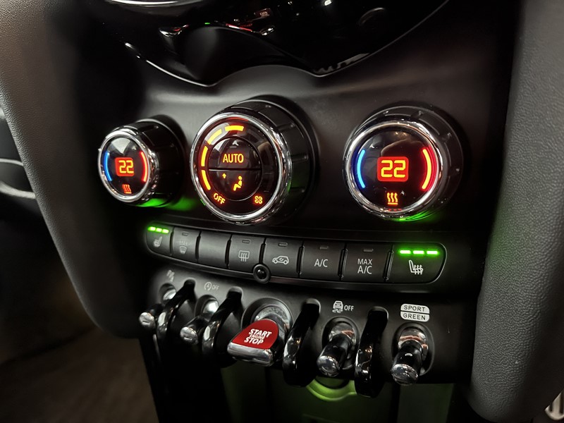 2021 (21) MINI HATCHBACK 2.0 Cooper S Sport II 5dr Auto 4761953