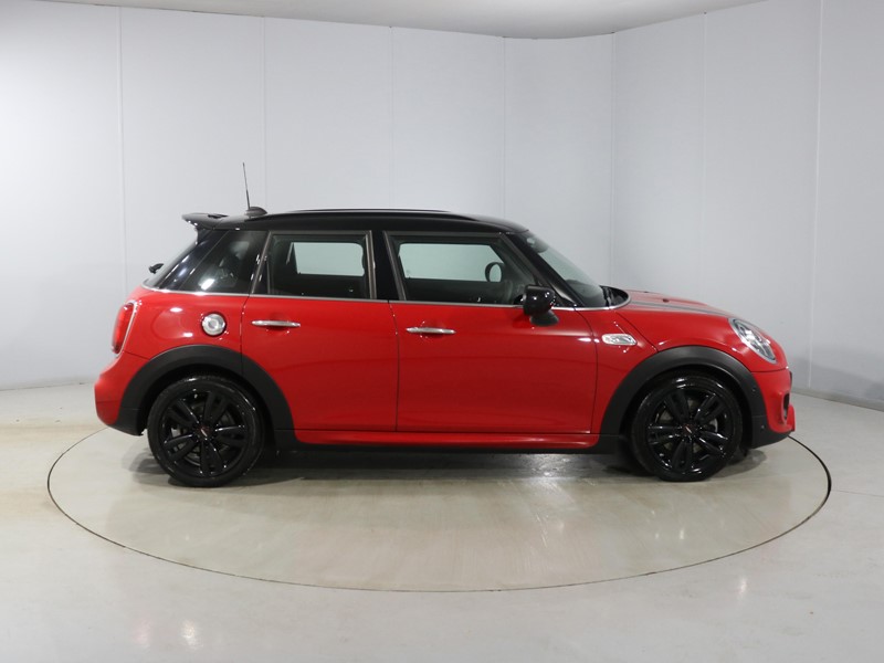 2021 (21) MINI HATCHBACK 2.0 Cooper S Sport II 5dr Auto 4761926
