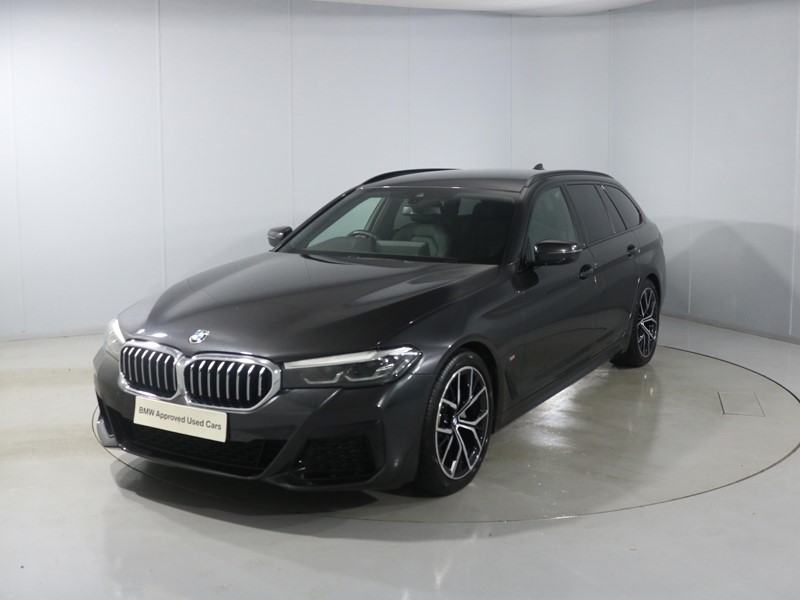 2023 (73) BMW 5 SERIES 520d MHT M Sport 5dr Step Auto 4740239
